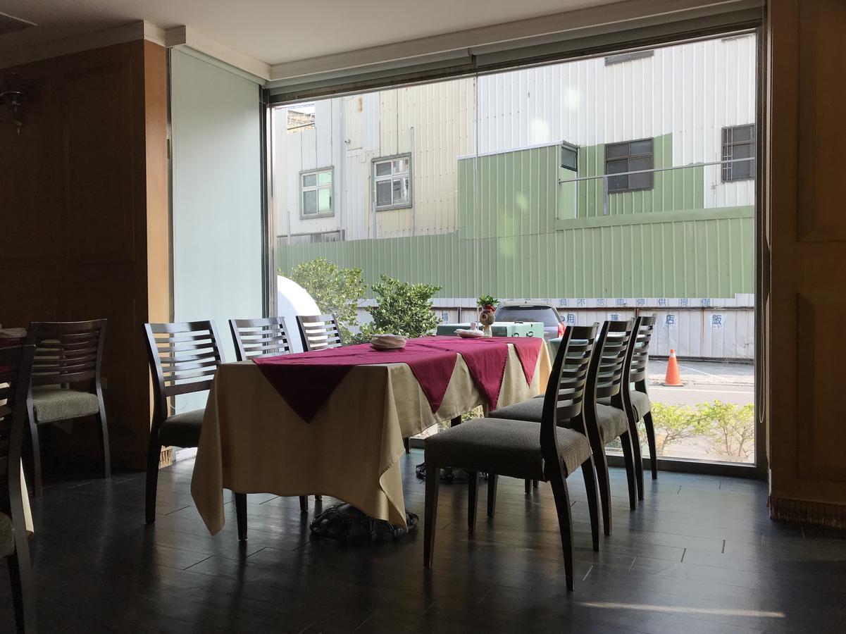 Shiah Yih Hotel Huwei Экстерьер фото